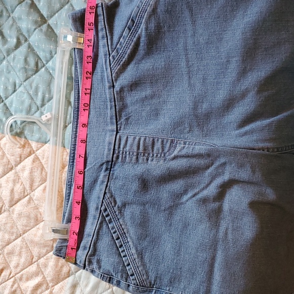 Ladies' Pull-on denim shorts size 12 - Picture 4 of 10
